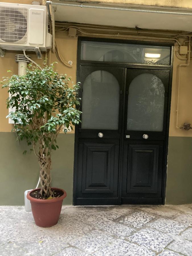 Appartamento Zuccarella "Zuccherino"nel cortile Napoli Esterno foto